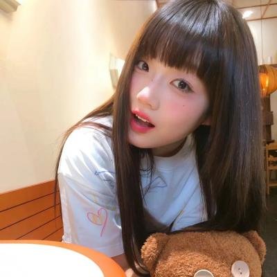 阿朵拉和她的朋友们